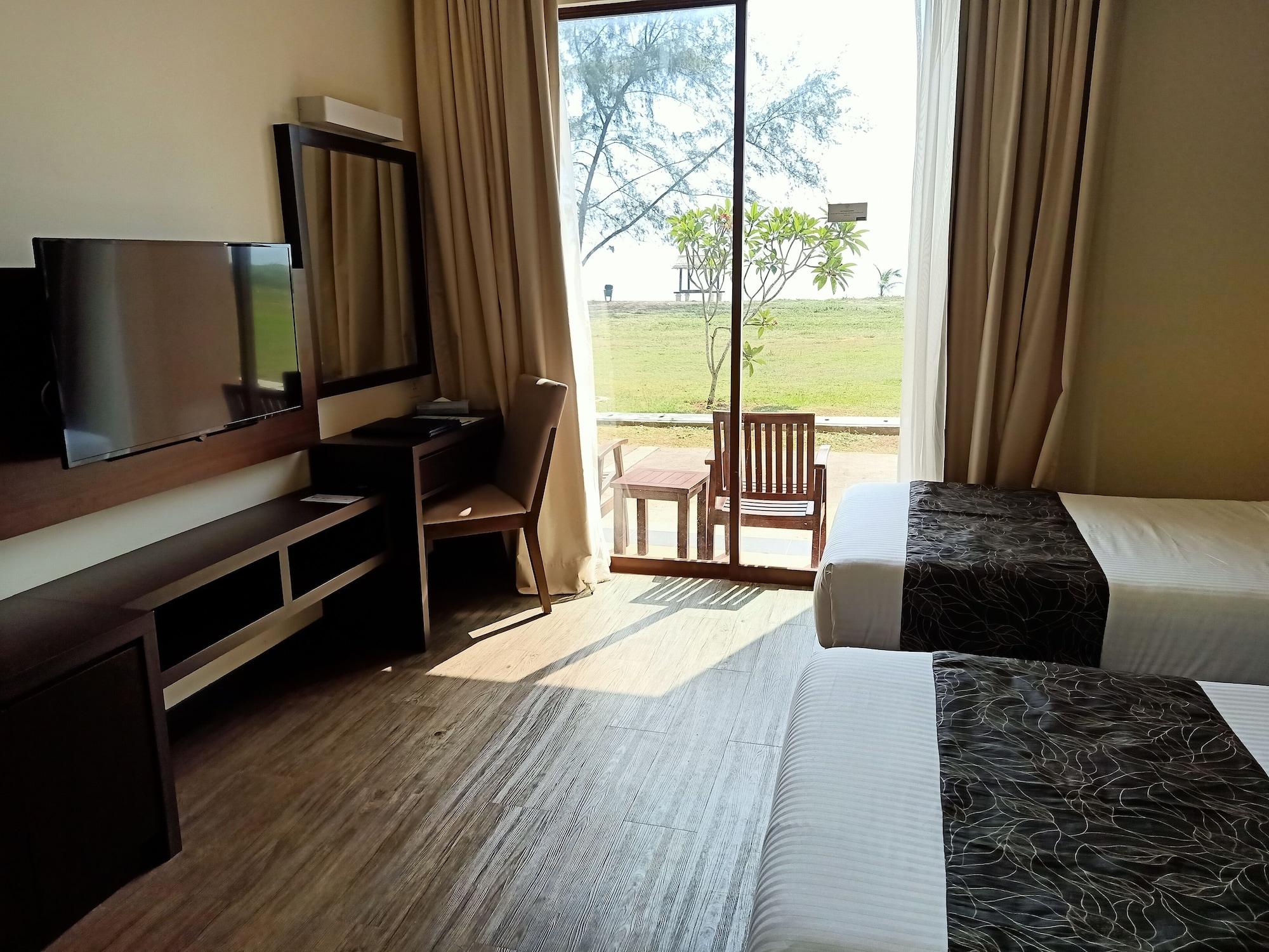 Villea Rompin Resort & Golf Kuala Rompin Exterior foto